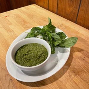 Pesto sauce (1/2 Pint)